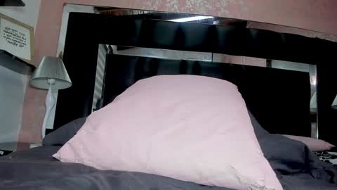 Alejandra  online show from January 12, 9:08 am