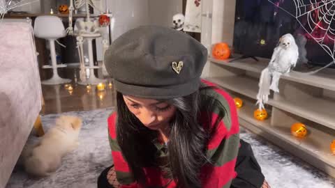 free            private online show from November 1, 11:04 pm