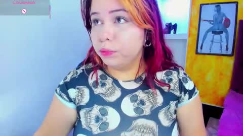 Snapshot of sweet_melody_xx chatting on October 12, 11:47 am MELODY online show from October 12, 11:47 am