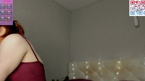 Mia online show from February 12, 1:47 pm