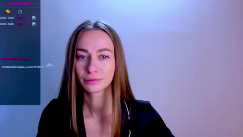 Mia online show from November 1, 11:53 am