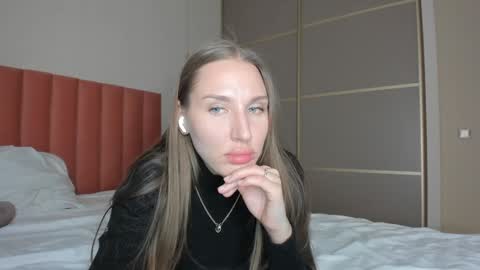 Sofi online show from December 31, 1:19 pm