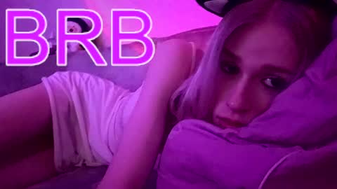 sweet_mol1y online show from November 17, 5:21 am