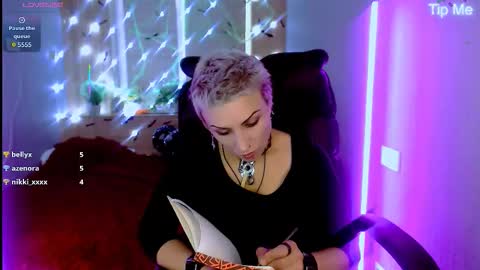 sweet_n_strong online show from November 1, 1:54 pm