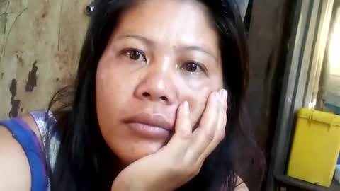 sweet_nessa30 online show from May 17, 10:30 pm