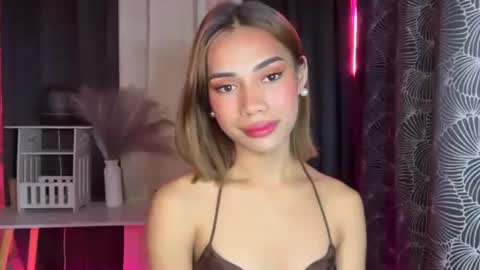 sweet_nikki03 online show from November 5, 5:48 pm