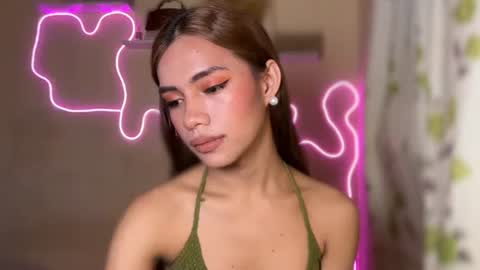 sweet_nikki03 online show from September 25, 9:22 pm