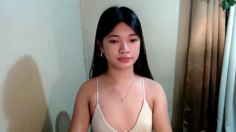 sweet_nylia online show from July 23, 3:15 am
