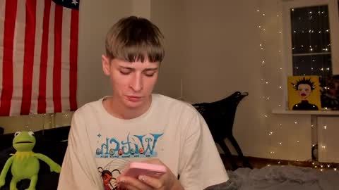 kira online show from December 24, 7:11 pm