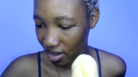 sweet girl online show from July 27, 12:35 pm