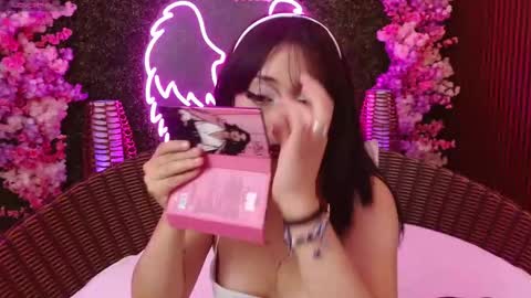 Roxanee online show from March 9, 8:46 pm