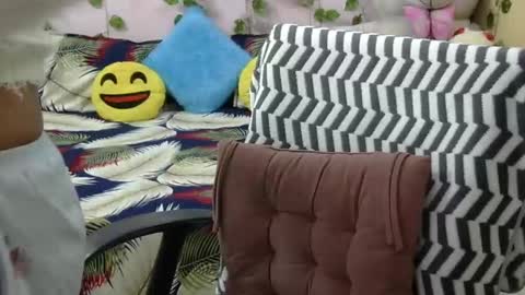 Snapshot of sweet_shivani chatting on October 16, 7:08 am sweet_shivani online show from October 16, 7:08 am