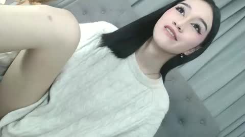 sweet_tatiana28 online show from April 15, 7:58 pm
