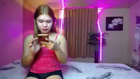 sweet_trexie online show from October 16, 12:27 pm