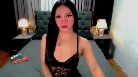bea takashi  online show from June 6, 9:59 am