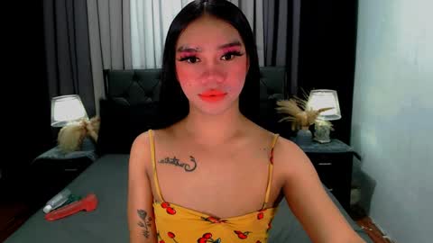 bea takashi  online show from March 25, 9:05 am