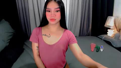 bea takashi  online show from January 9, 9:48 am