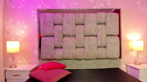 SweetAlana online show from April 16, 4:45 am