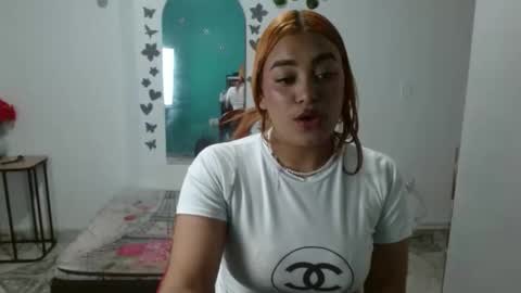 sweetaliice_ online show from November 19, 7:56 pm