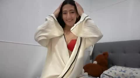 Amelia online show from July 7, 11:20 pm