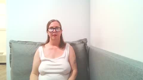 sweetandnaughty123 online show from November 3, 10:33 pm