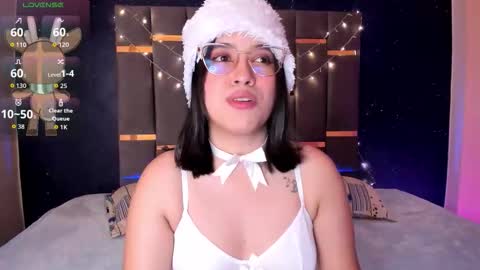 Annie online show from December 17, 5:25 am