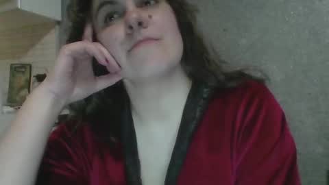 sweetbesty5322 online show from April 11, 6:34 pm