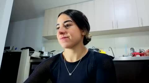 sweetblonde111 online show from June 11, 2:53 am