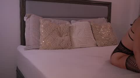 Brenda  online show from July 7, 2:57 am