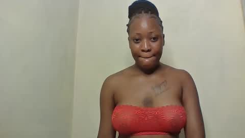 sweetbutterfly99 online show from February 22, 1:20 am