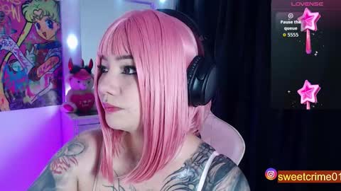       Independent model online show from November 16, 9:55 am