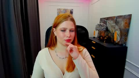 sweetdaylight online show from May 11, 8:06 pm