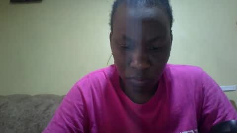 sweetdiva2012 online show from April 6, 3:48 am