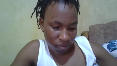 sweetdiva2012 online show from March 5, 10:00 am