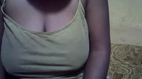 divinah online show from June 3, 11:43 pm