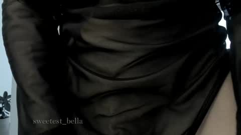 Bella online show from April 24, 9:28 pm