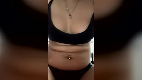 sweetevil69 online show from July 2, 4:17 am