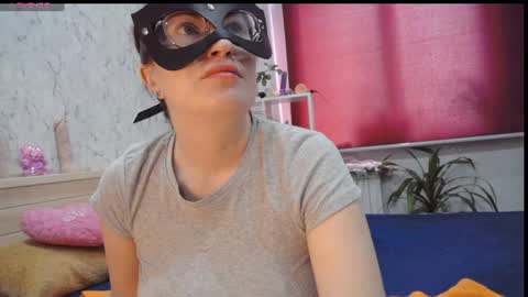 SweetFoxed online show from June 11, 3:26 am