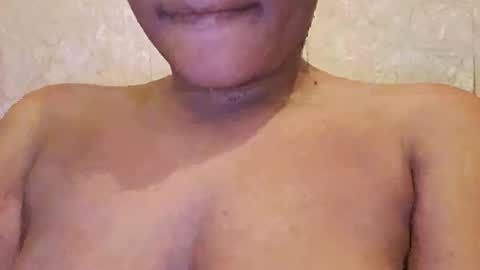 Snapshot of sweetgirl23232 chatting on January 8, 9:12 pm Sandy online show from January 8, 9:12 pm