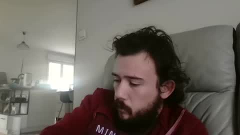 Snapshot of sweetguyss12 chatting on October 29, 11:45 am sweetguyss12 online show from October 29, 11:45 am