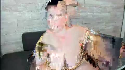 sweetheartmia online show from July 6, 7:27 am