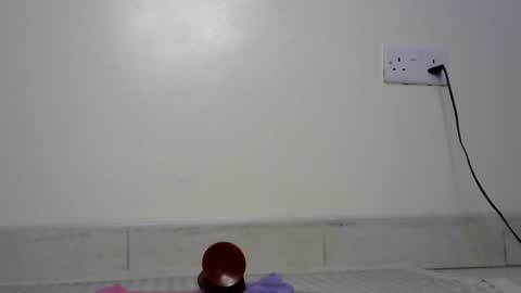 sweetheidey online show from June 17, 8:41 am
