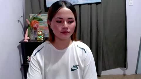 Snapshot of sweethotlove_xoxo chatting on October 22, 7:15 pm sweethotlove_xoxo online show from October 22, 7:15 pm