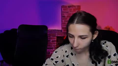 Chloe online show from January 16, 9:29 am