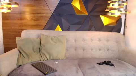 violeta online show from November 12, 11:12 am