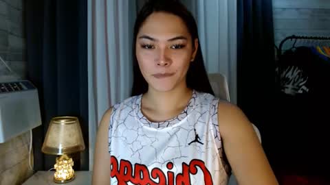 Snapshot of sweetiefox1 chatting on October 6, 7:15 am sweetiefox1 online show from October 6, 7:15 am
