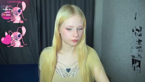 sweetie Lisa3 online show from February 11, 7:38 pm