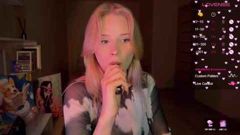 sweetie Lisa3 online show from September 21, 4:44 pm