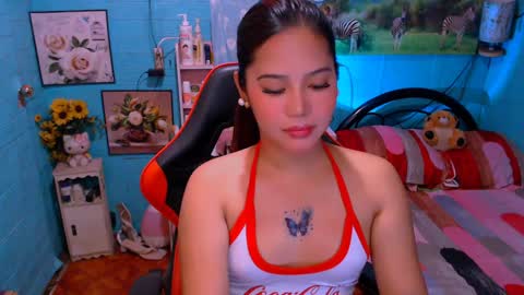 Nicole online show from January 28, 10:23 pm