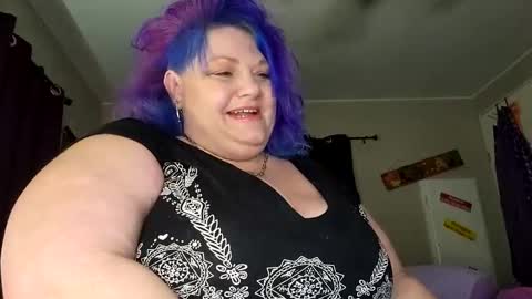 sweetlolajean online show from January 5, 10:50 pm